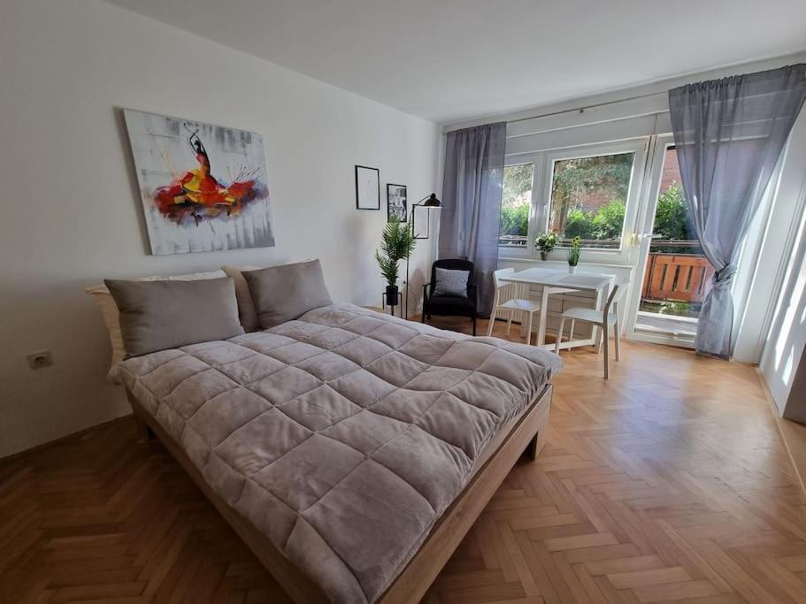 The Rowhouse Apartment Ljubljana - Free Parking Zewnętrze zdjęcie